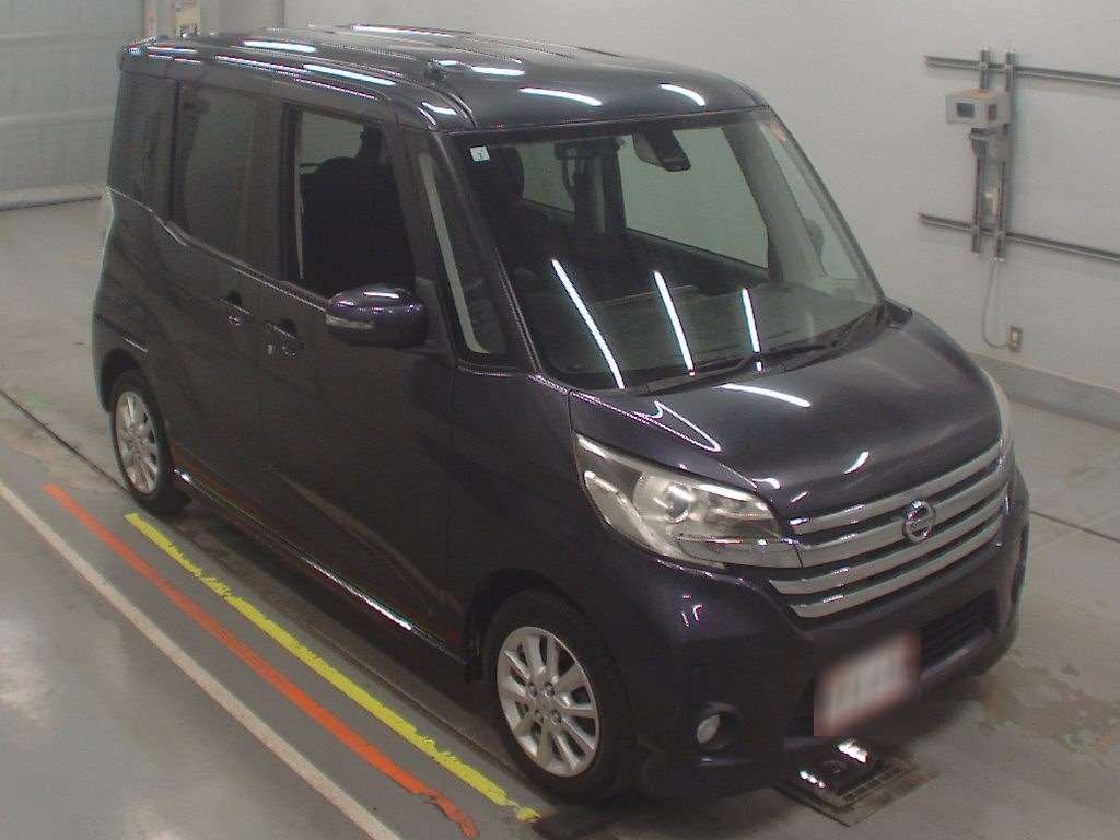NISSAN DAYZ ROOX