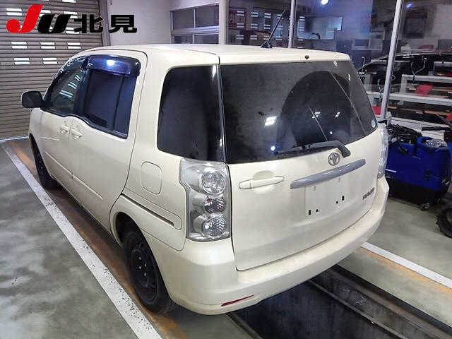 TOYOTA RAUM