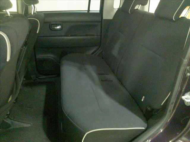 TOYOTA PIXIS SPACE