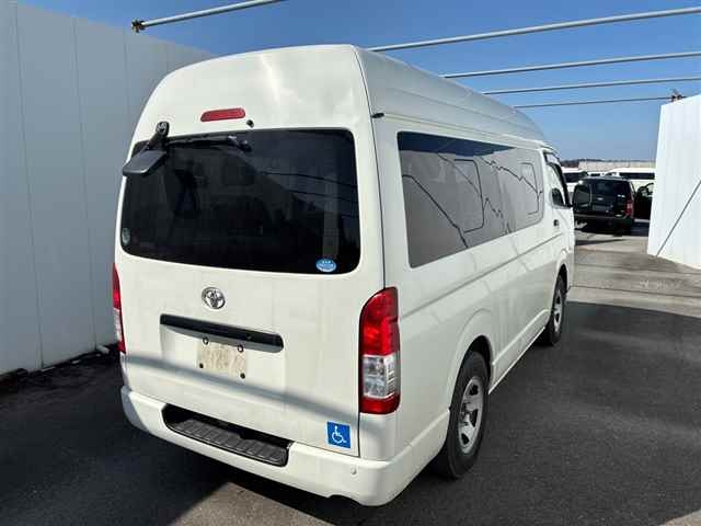 TOYOTA REGIUS ACE