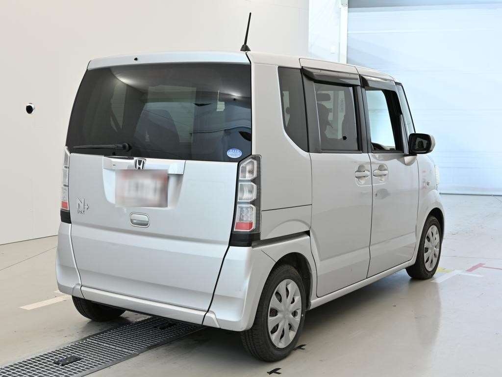 HONDA N-BOX+