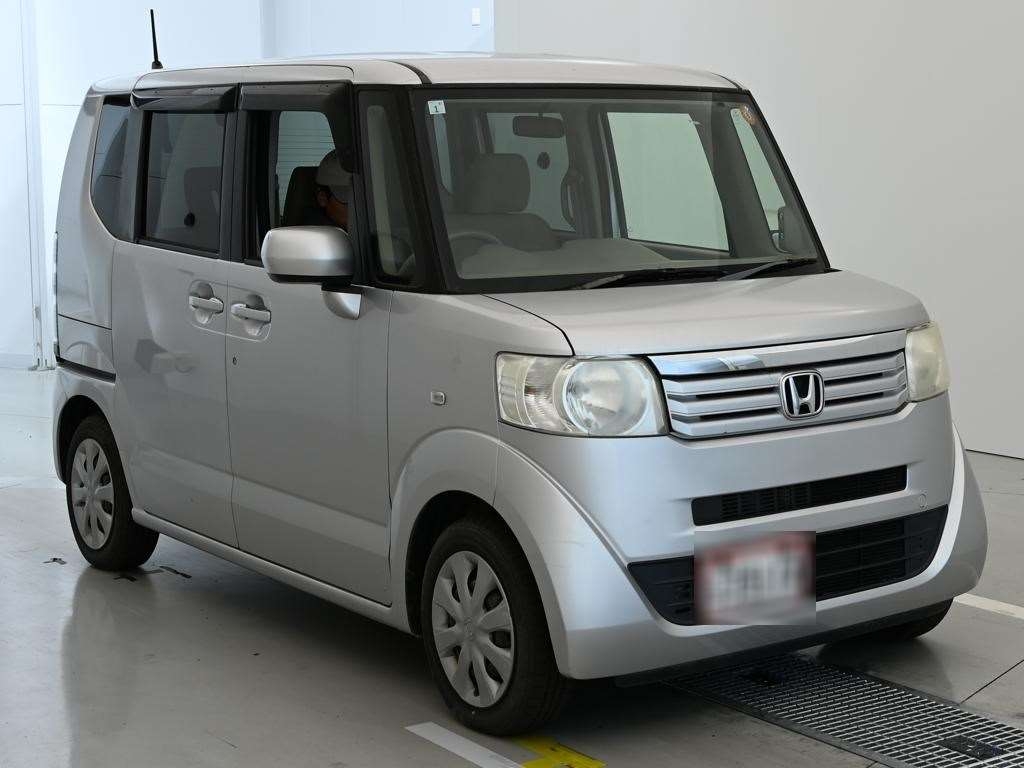 HONDA N-BOX+