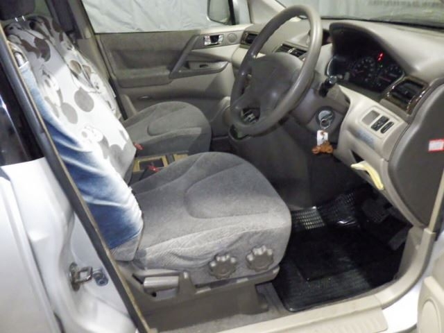 MITSUBISHI RVR
