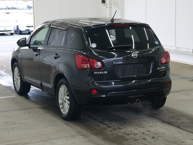NISSAN DUALIS