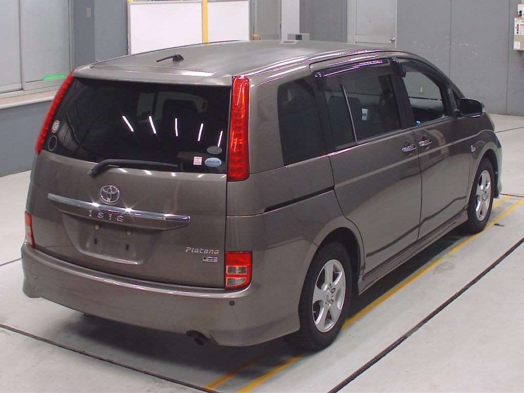 TOYOTA ISIS