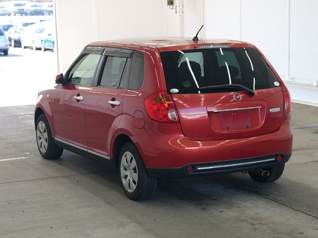 MAZDA VERISA