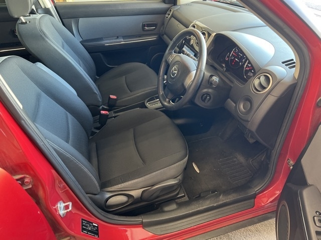 MAZDA VERISA