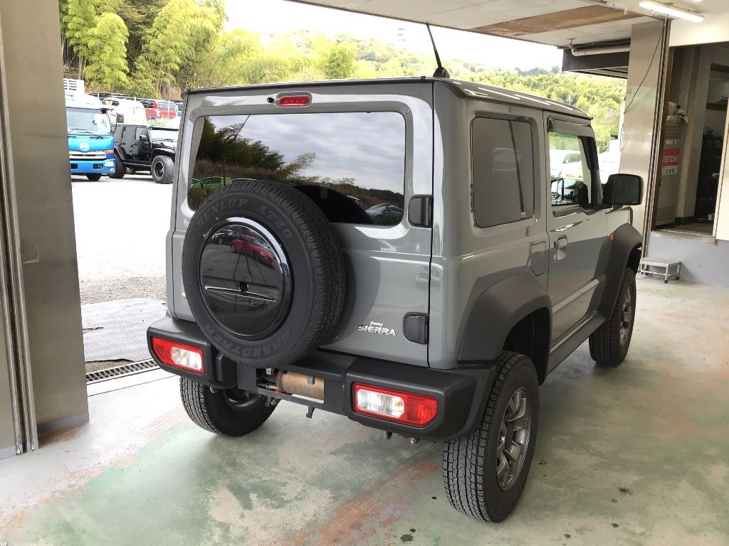 SUZUKI JIMNY SIERRA