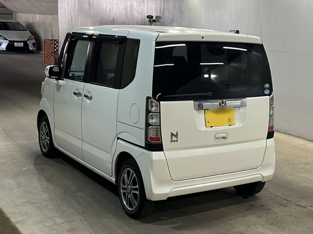HONDA N-BOX