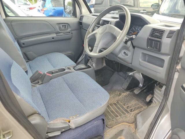 MITSUBISHI MINICAB