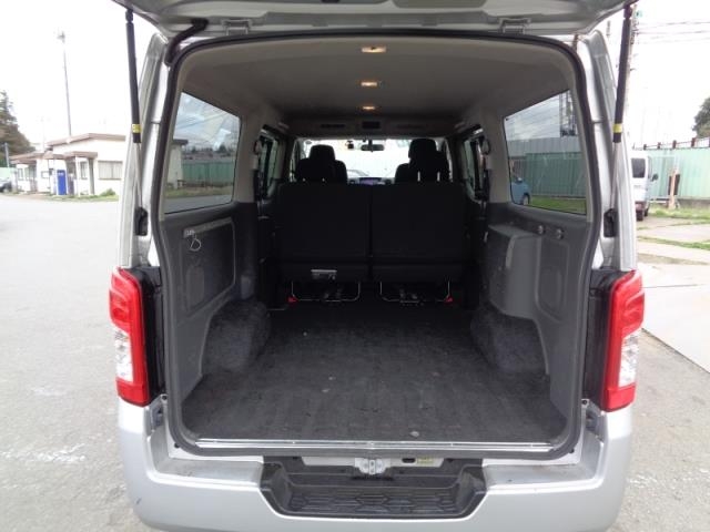 NISSAN NV350 CARAVAN