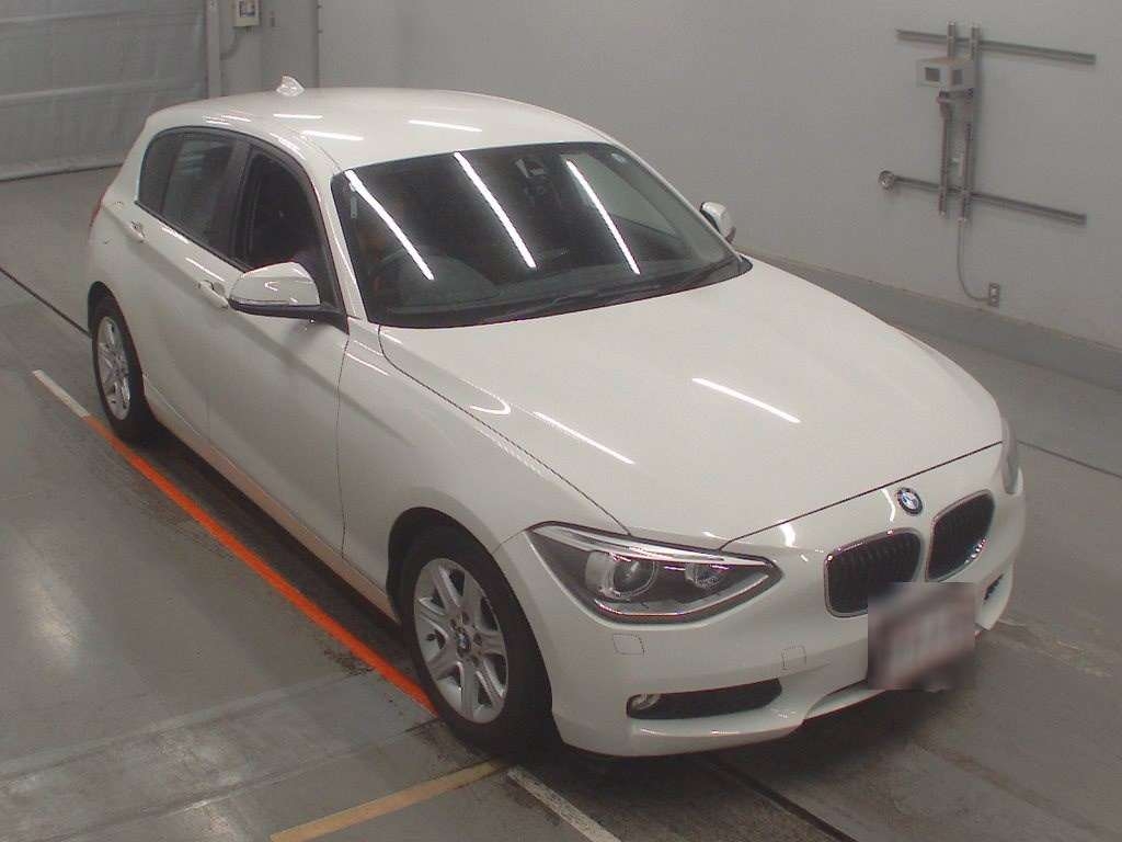 BMW 1-SERIES