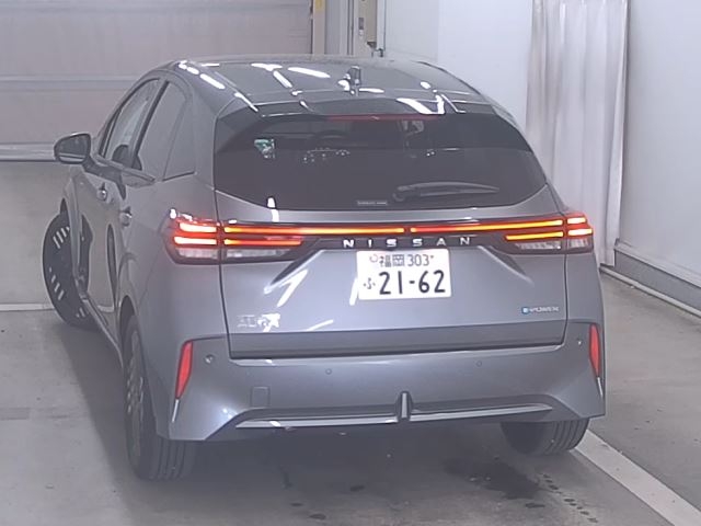 NISSAN AURA