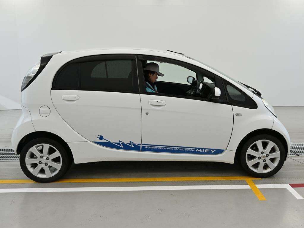 MITSUBISHI I-MIEV