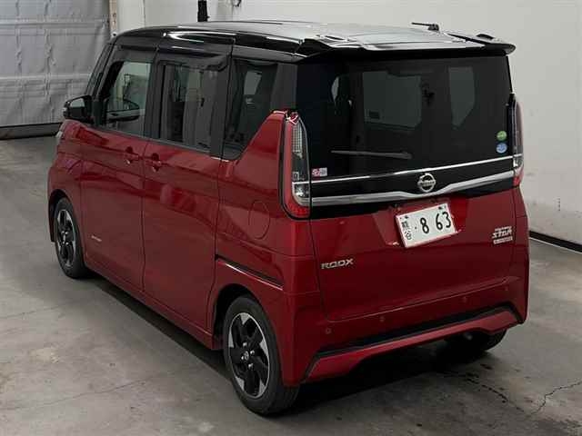 NISSAN ROOX