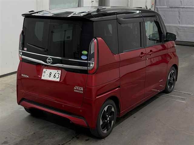 NISSAN ROOX