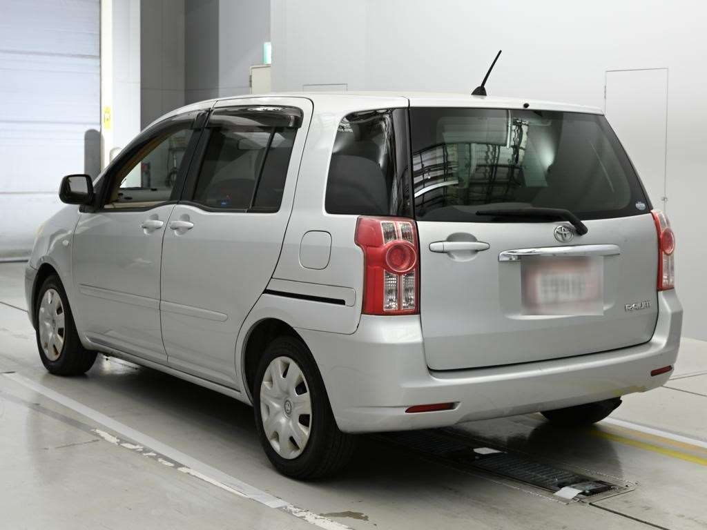 TOYOTA RAUM