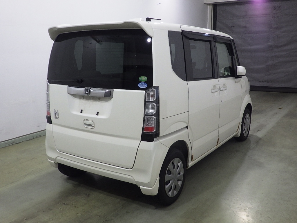 HONDA N-BOX
