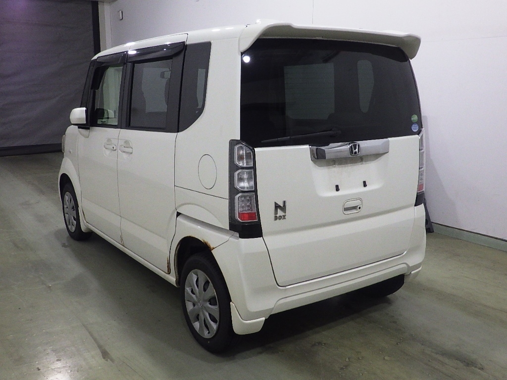 HONDA N-BOX