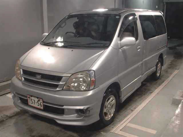 TOYOTA TOURING HIACE