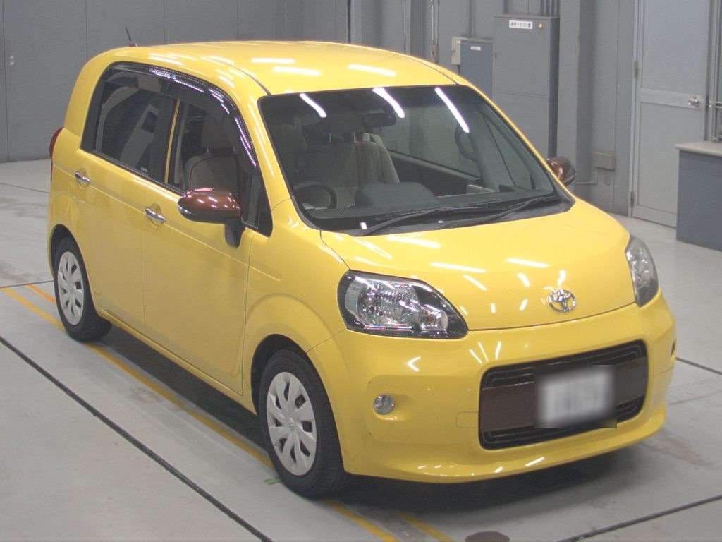 TOYOTA PORTE