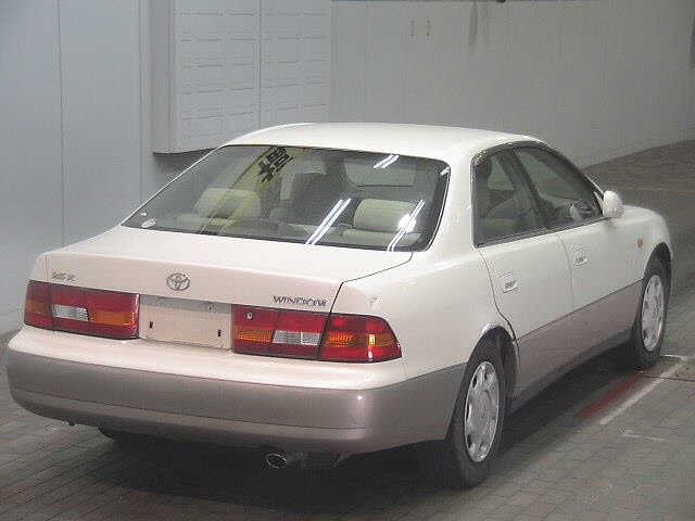 TOYOTA WINDOM