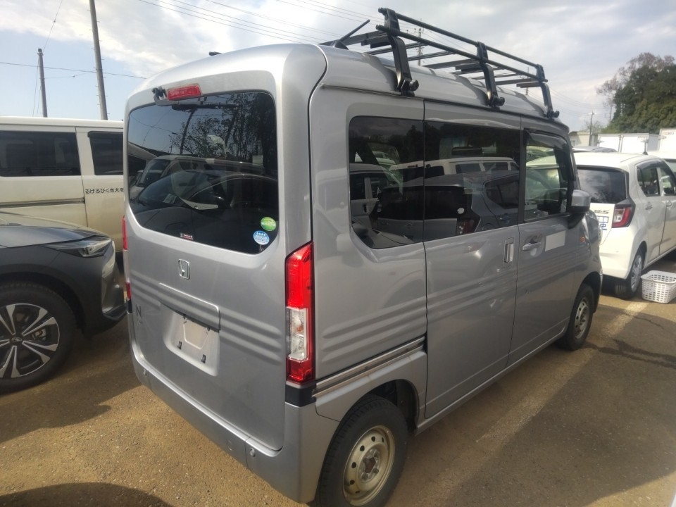 HONDA N-VAN