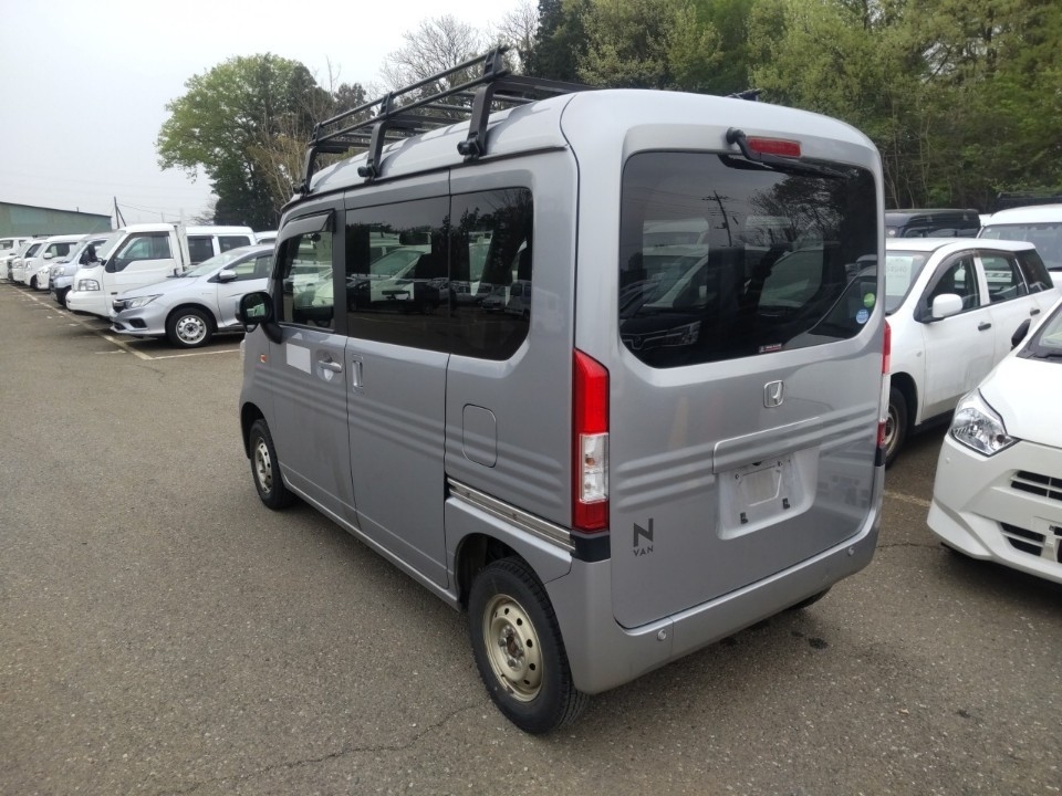 HONDA N-VAN
