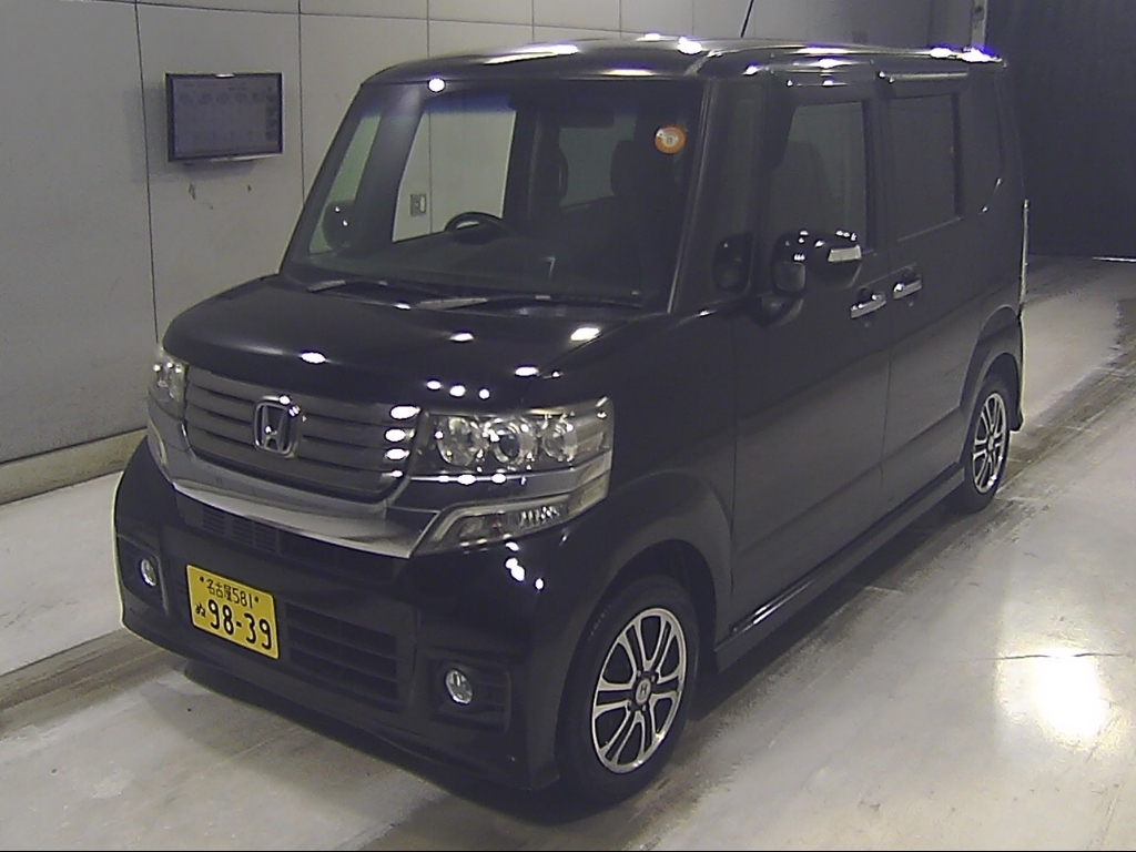 HONDA N-BOX