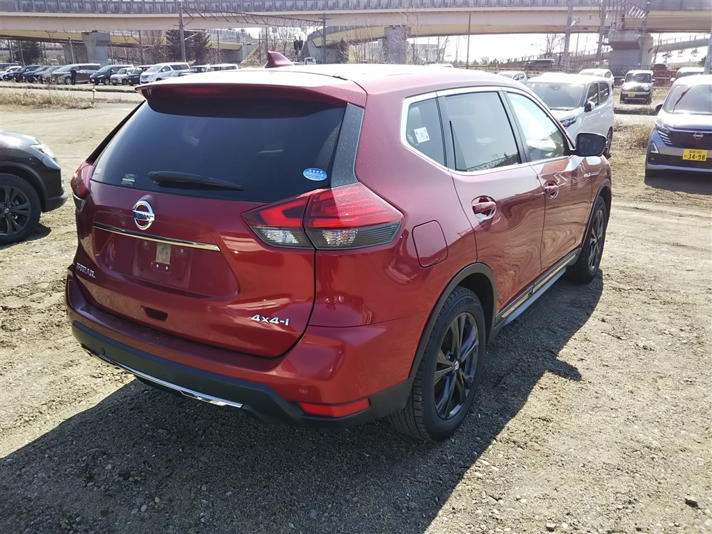 NISSAN X-TRAIL