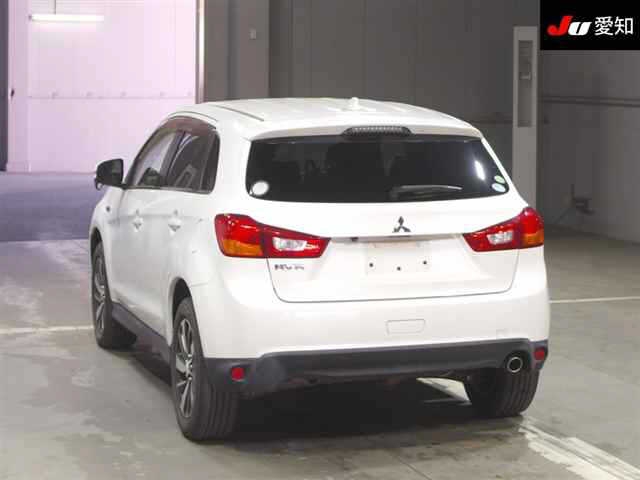 MITSUBISHI RVR