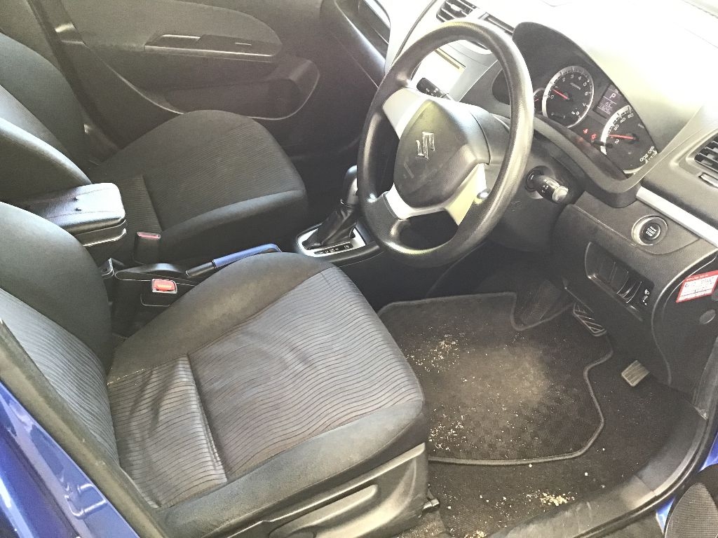 SUZUKI SWIFT