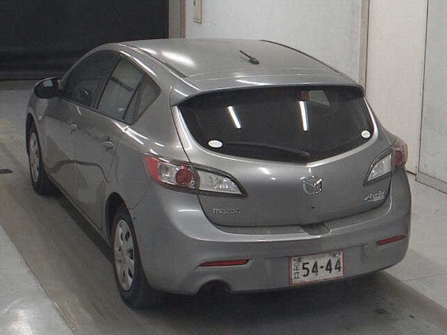 MAZDA AXELA