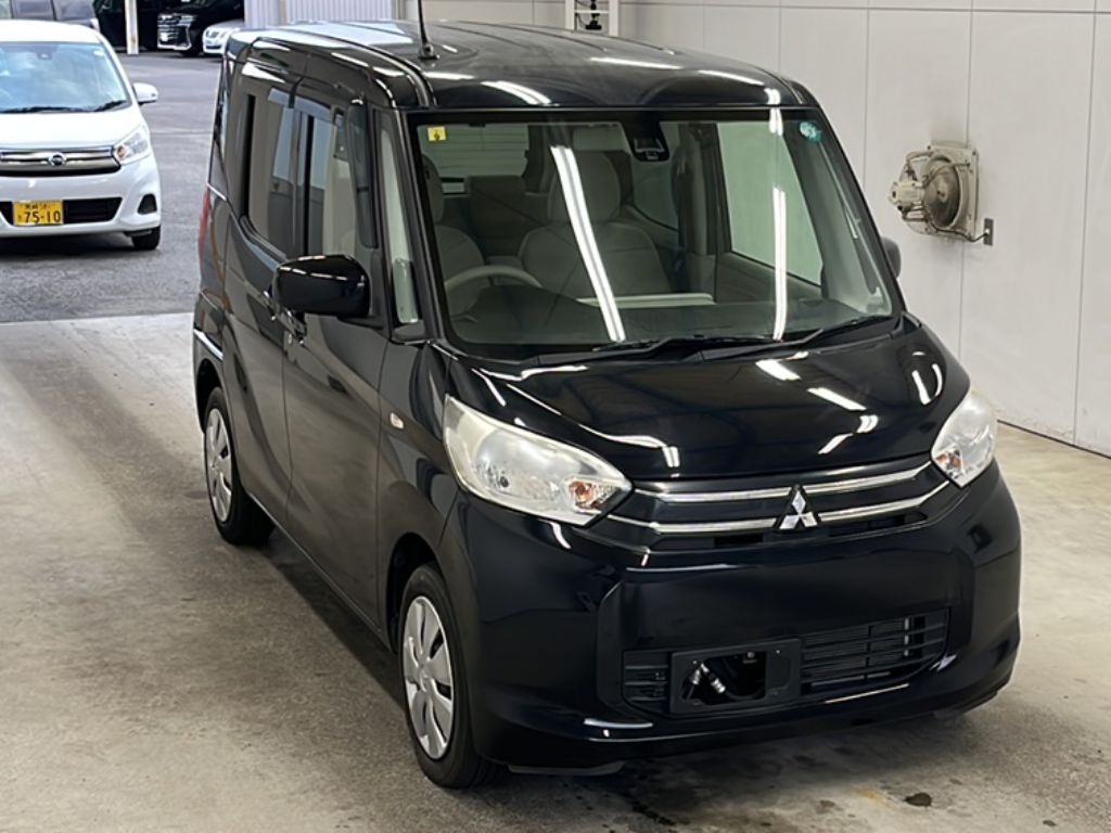 MITSUBISHI EK SPACE