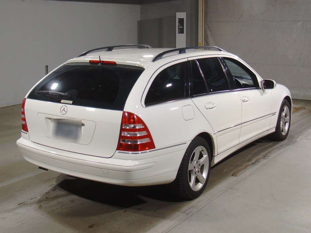 MERCEDES-BENZ C-CLASS