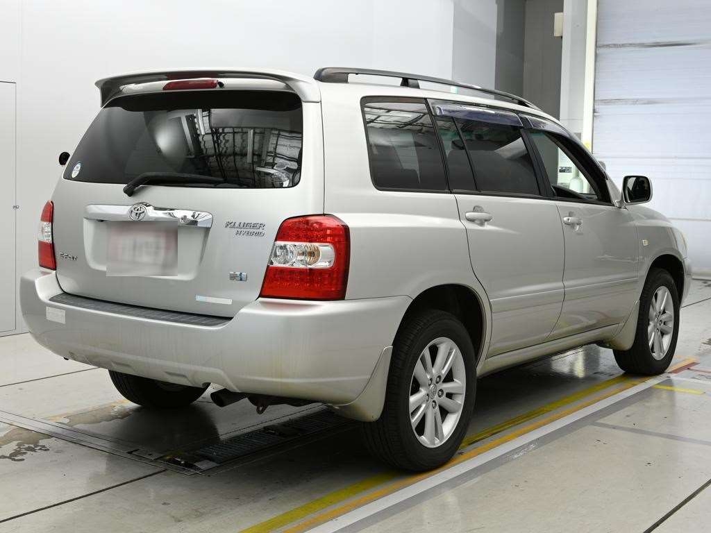 TOYOTA KLUGER V