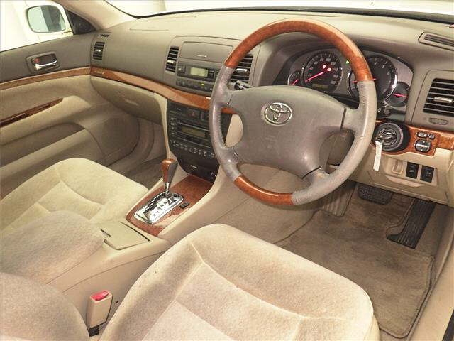 TOYOTA MARK II