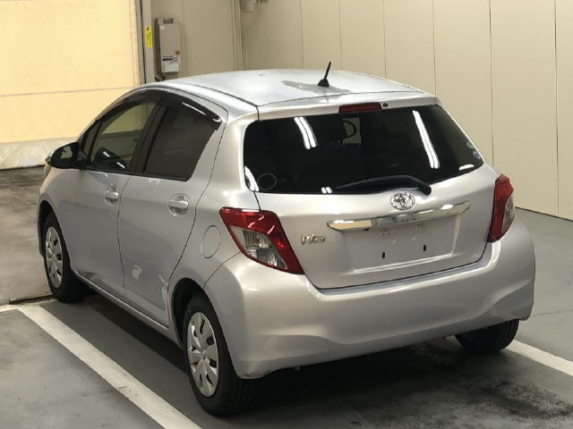 TOYOTA VITZ