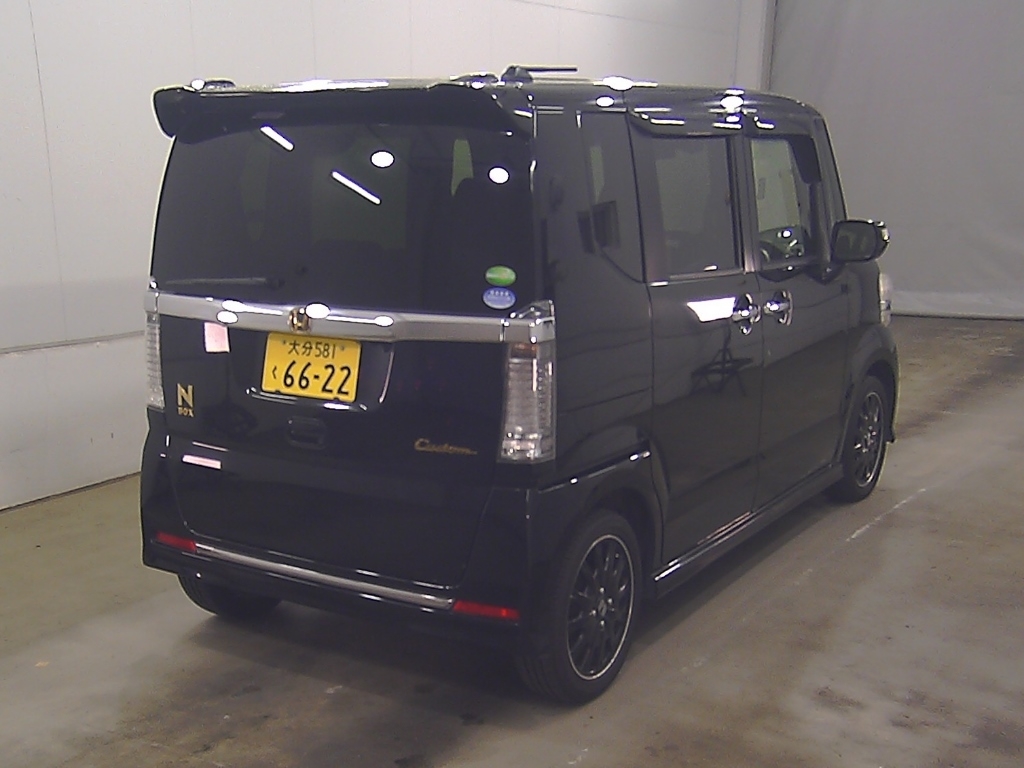 HONDA N-BOX