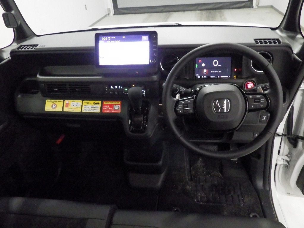 HONDA N-BOX