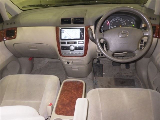 TOYOTA IPSUM