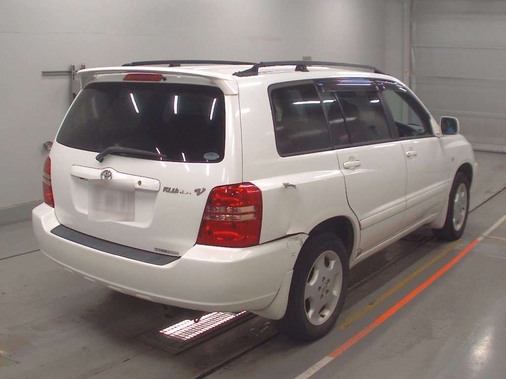 TOYOTA KLUGER V