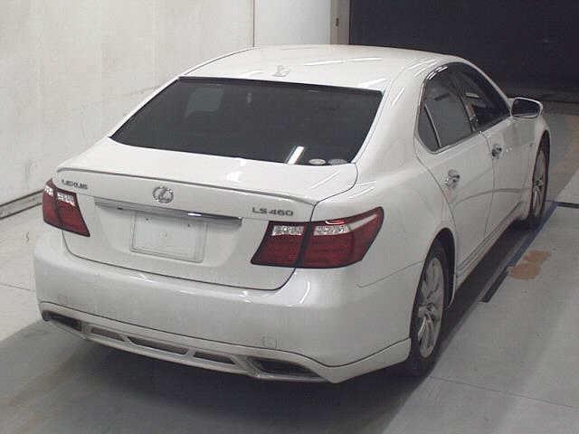 LEXUS LS460