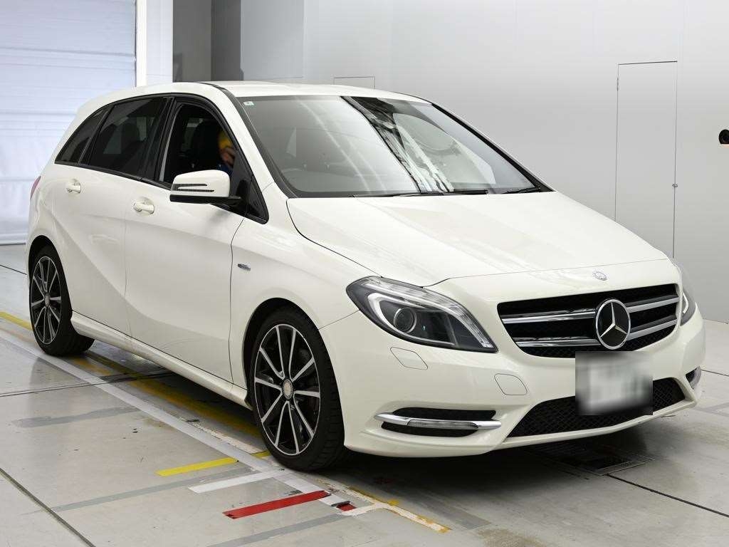 MERCEDES-BENZ B-CLASS