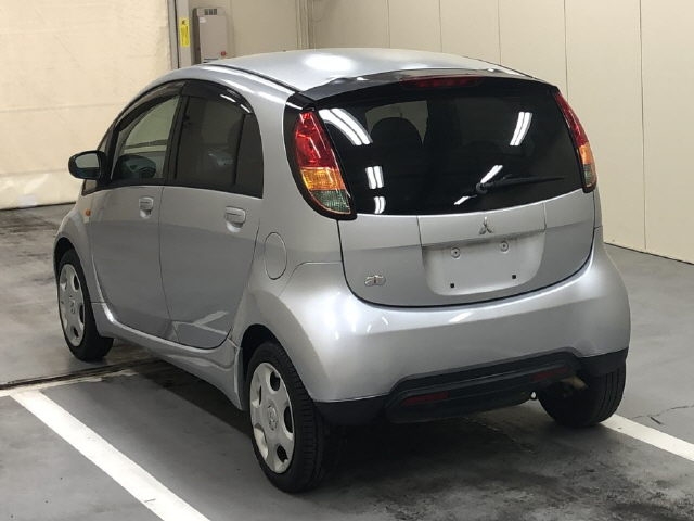 MITSUBISHI I