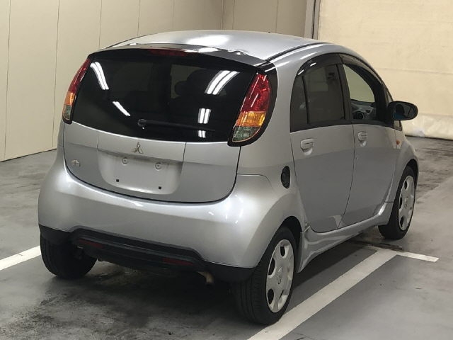 MITSUBISHI I