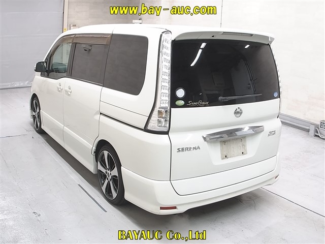 NISSAN SERENA