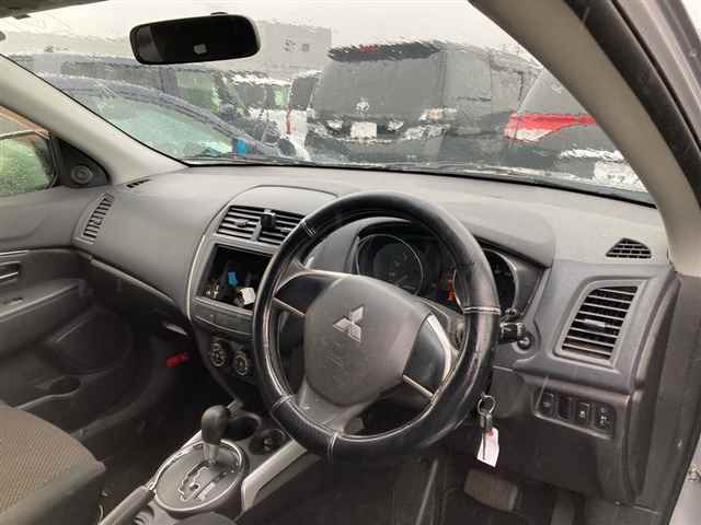 MITSUBISHI RVR