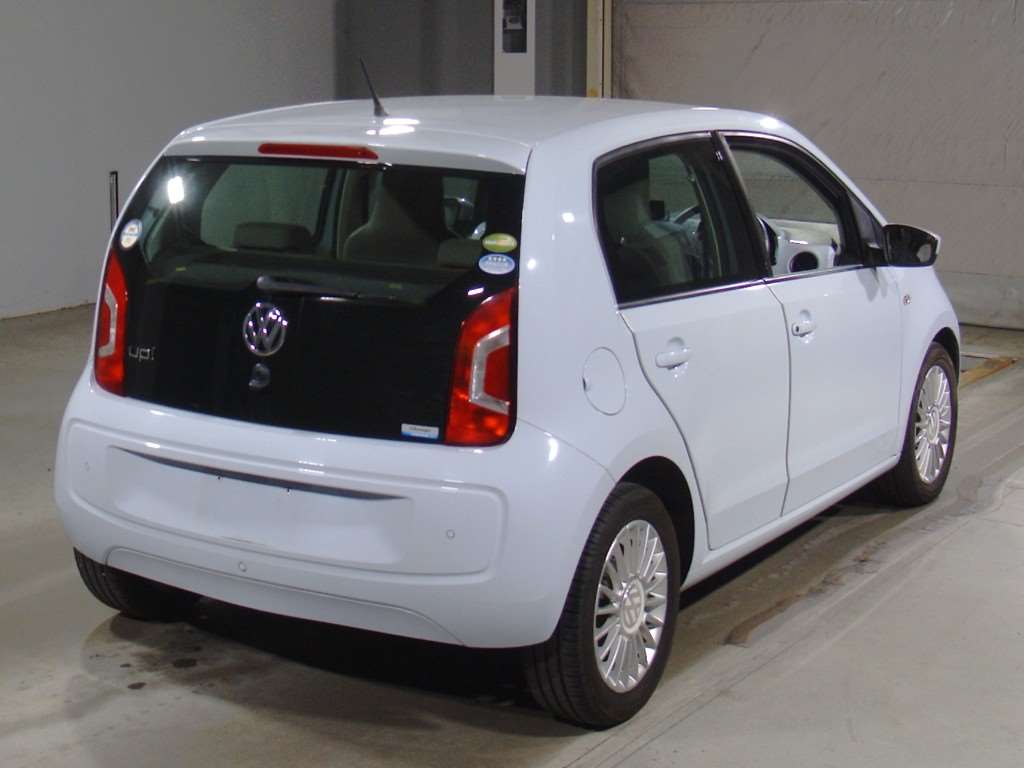 VOLKSWAGEN UP!