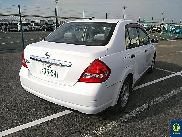 NISSAN TIIDA LATIO